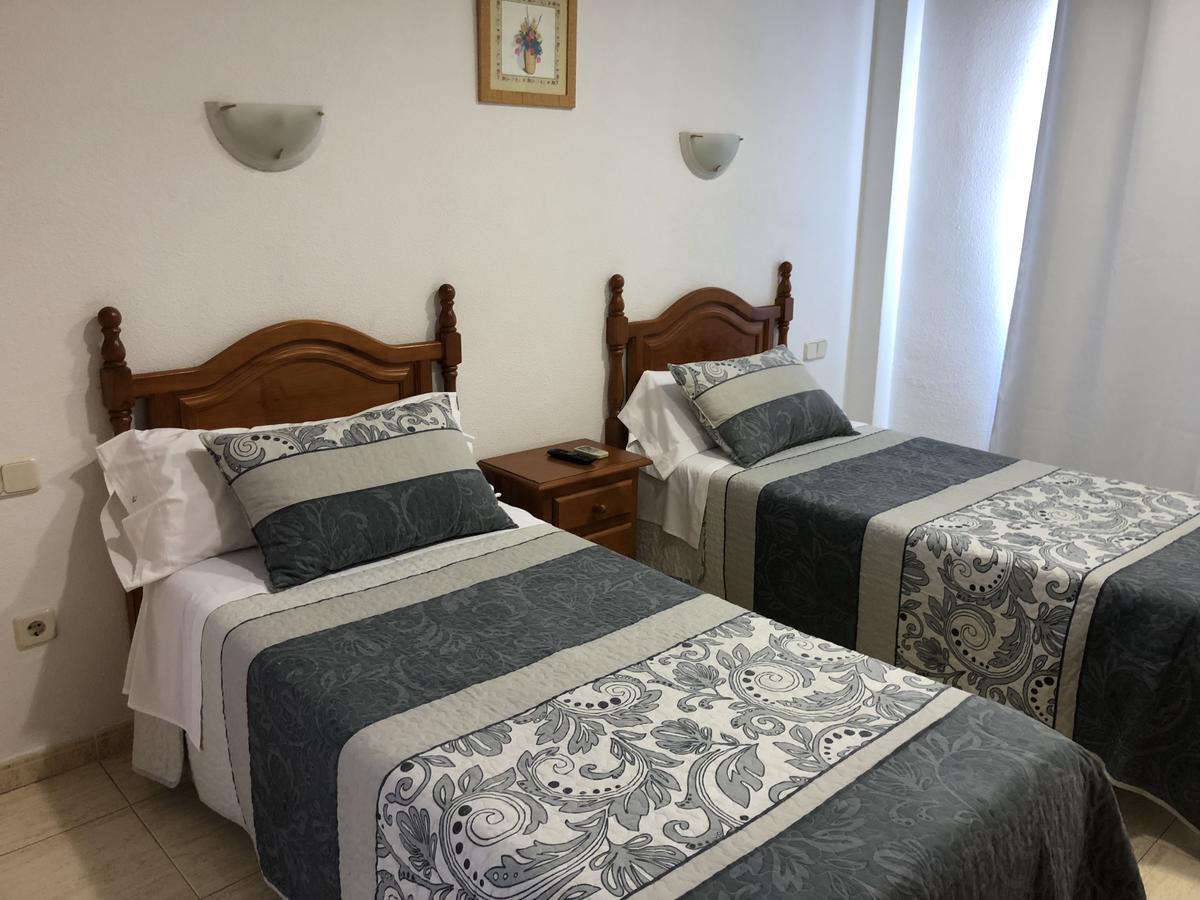 Hostal 82 Олиас-дель-Рей Экстерьер фото