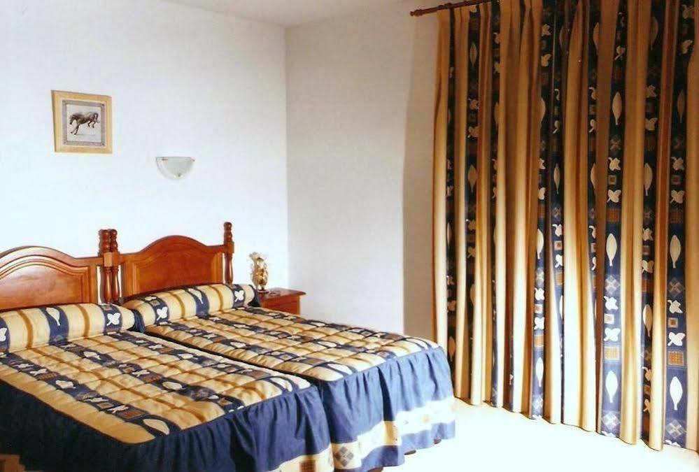Hostal 82 Олиас-дель-Рей Экстерьер фото